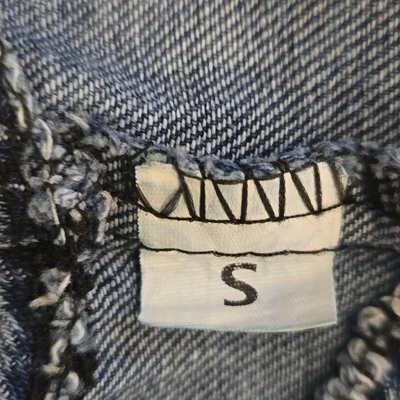 Classic Blue Denim Pet Jackset Size S NWOT - Picture 3 of 5